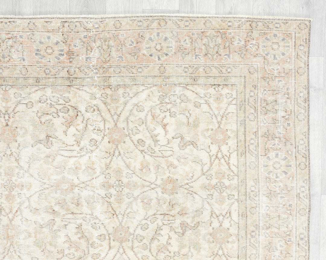 Beige Oushak Rug 7' 1" x 10' | No. VR46484