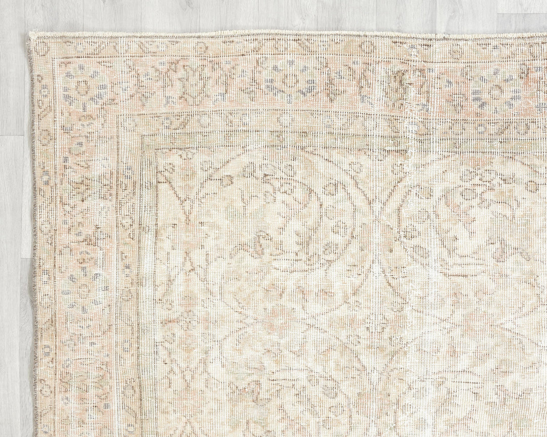 Beige Oushak Rug 7' 1" x 10' | No. VR46484