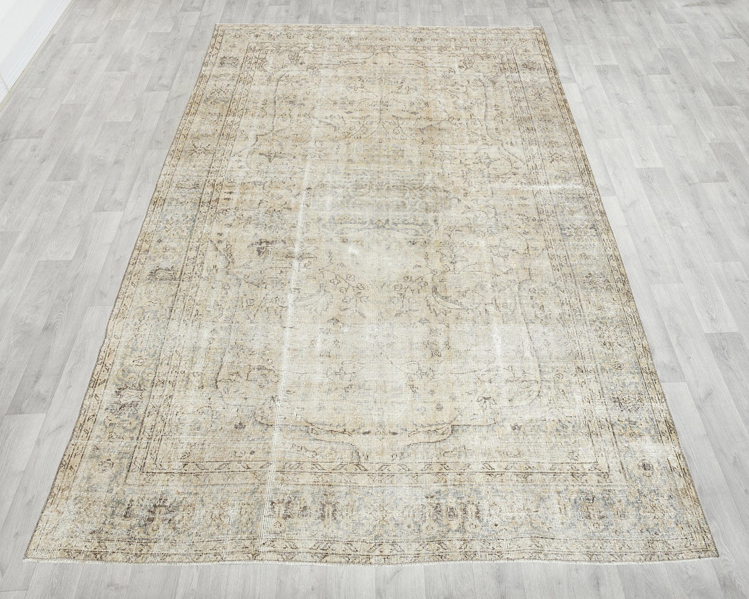 Oushak Rug 6' 5" x 9' 11" | No. VR14217
