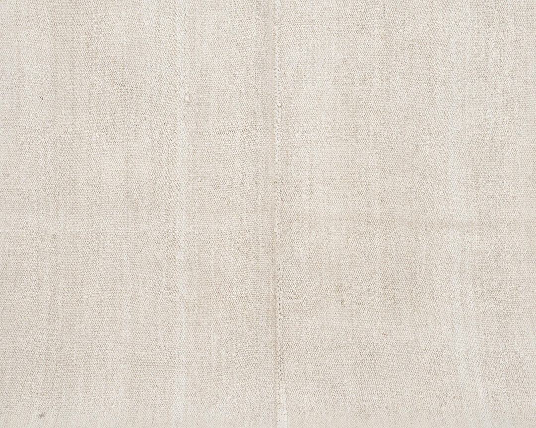 White Kilim Rug 5' x 9' 1" | No. VR80910