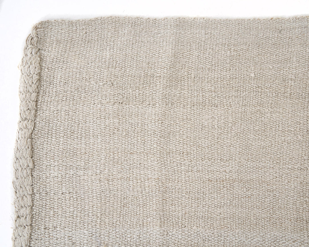 White Kilim Rug 5' x 9' 1" | No. VR80910