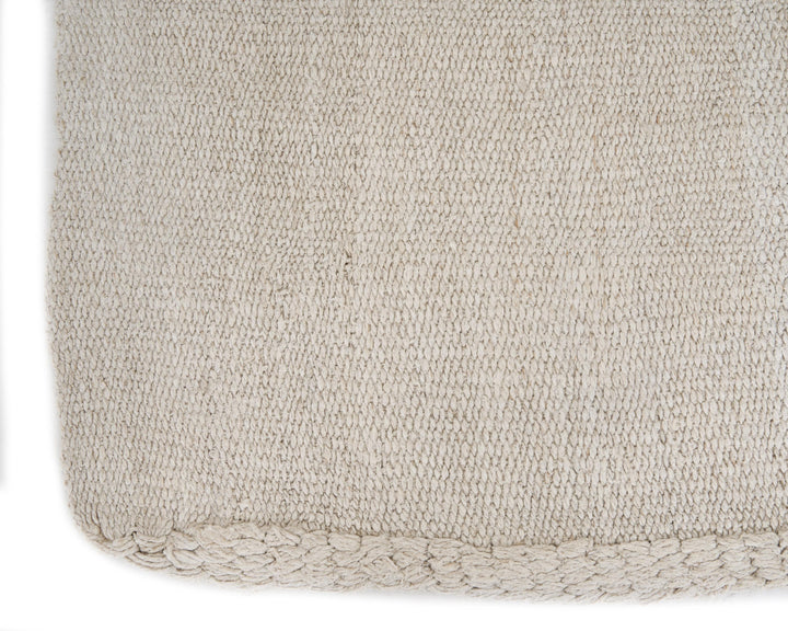 White Kilim Rug 5' x 9' 1" | No. VR80910