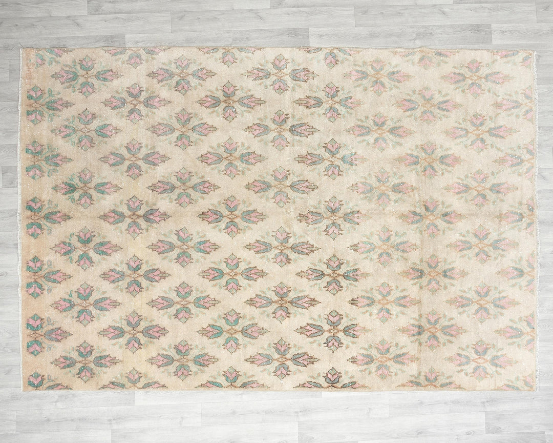 Faded Oushak Rug 6' 5" x 9' 1" | No. VR58505