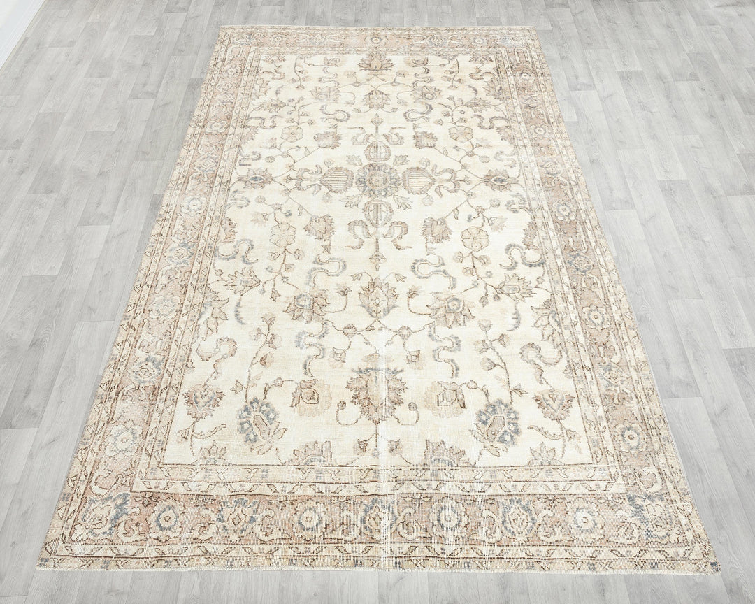 Oushak Rug 6' 2" x 10' 4" | No. VR12106
