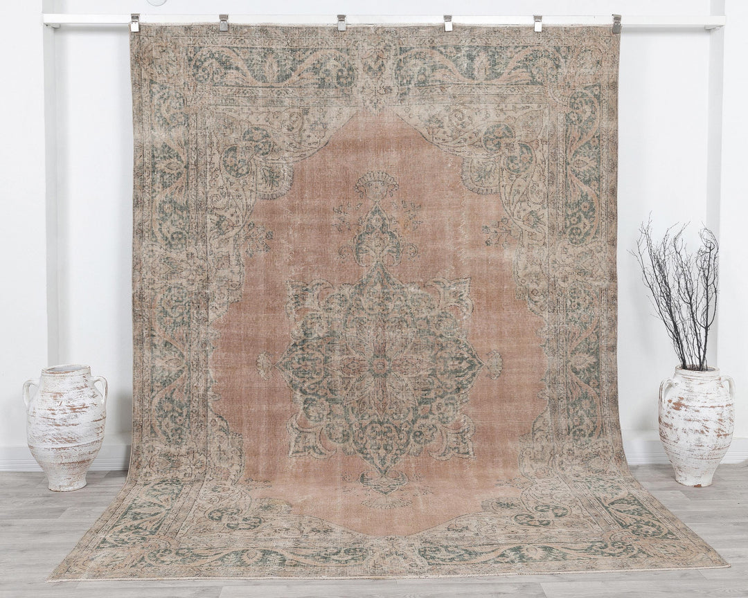 Red Oushak Rug 7' 2" x 10' | No. VR14141