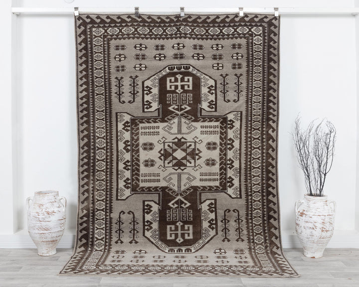 Brown Oushak Rug 8' 7" x 9' | No. VR81785