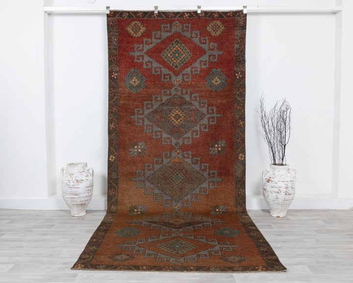 Runner Rug 4' 9" x 11' | No. VR36847