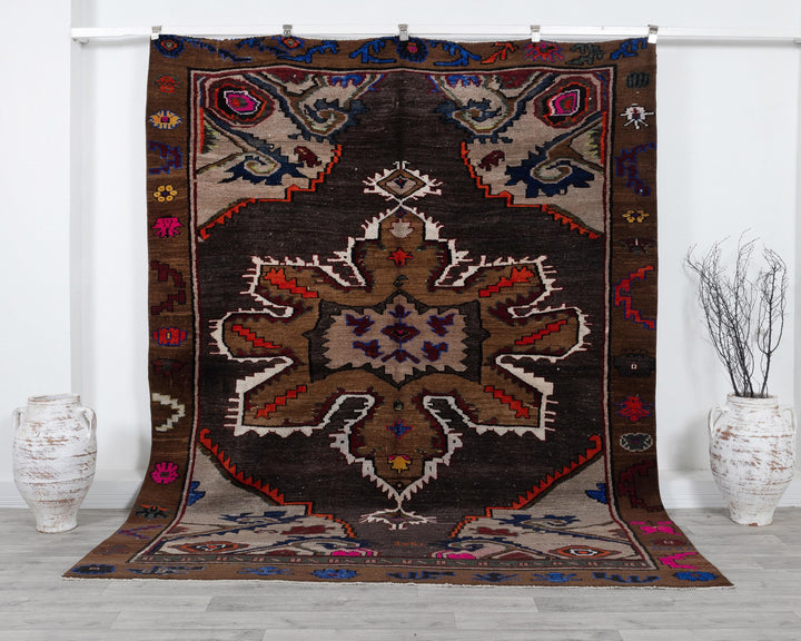 Brown Oushak Rug 6' 1" x 9' 2" | No. VR60337