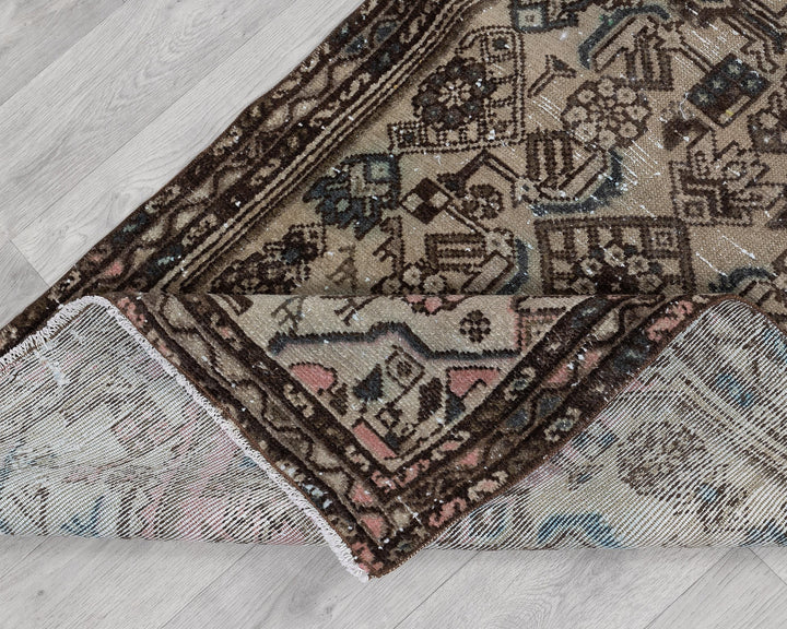 Runner Rug 2' 7" x 10' 1" | No. VR24959