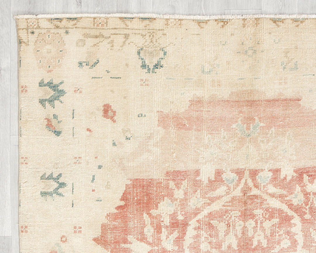 Pastel Oushak Rug 5' 3" x 9' 6" | No. VR68339