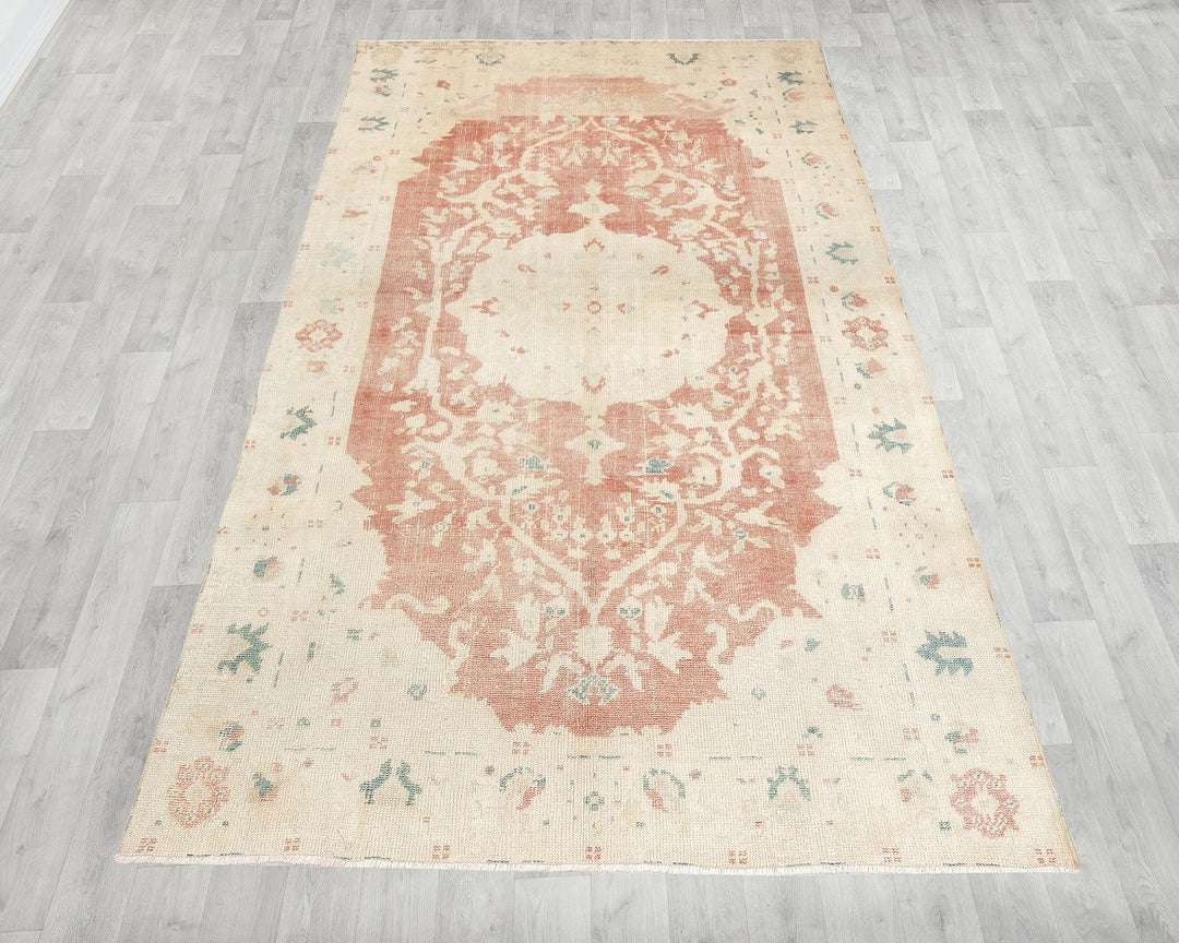 Pastel Oushak Rug 5' 3" x 9' 6" | No. VR68339