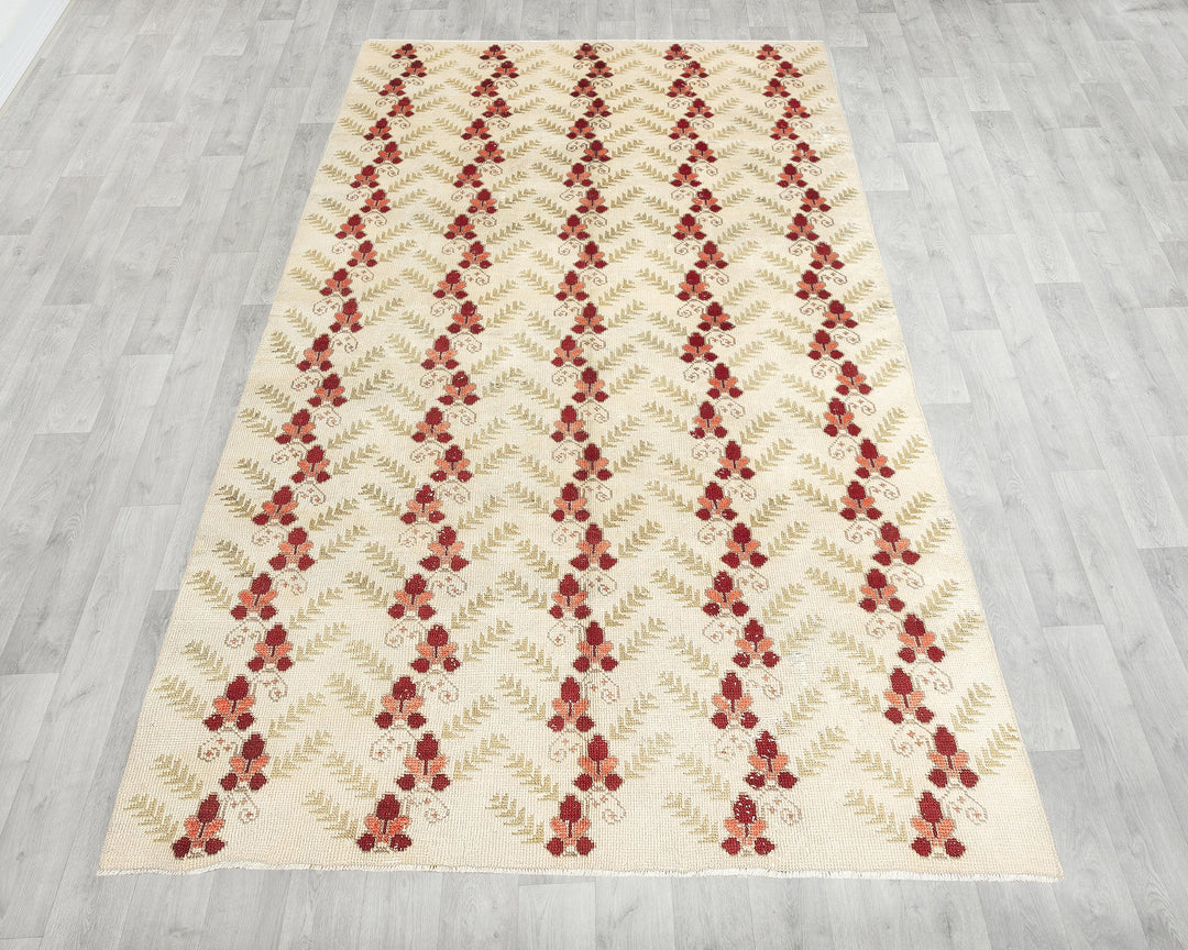 Oushak Rug 5' 1" x 8' 7" | No. VR51258