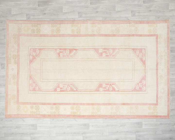 Neutral Oushak Rug 6' 6" x 10' 2" | No. VR71709