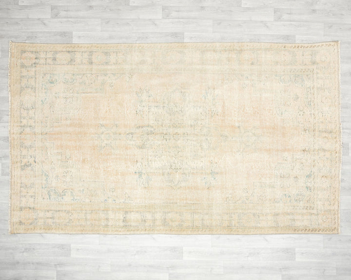Faded Oushak Rug 9' 8" x 6' 1" | No. VR33254