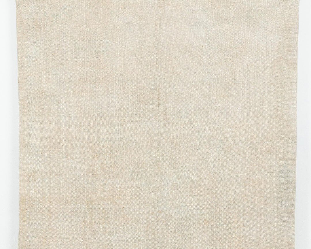 Beige Oushak Rug 9' x 6' 3" | No. VR62530