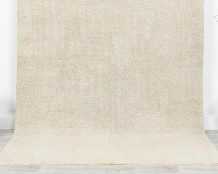 Beige Oushak Rug 9' x 6' 3" | No. VR62530