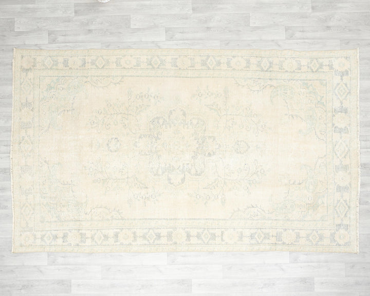 Beige Oushak Rug 5' 11" x 9' 4" | No. VR18386