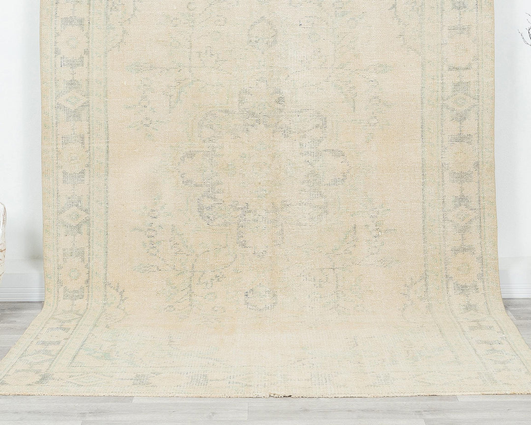 Beige Oushak Rug 5' 11" x 9' 4" | No. VR18386