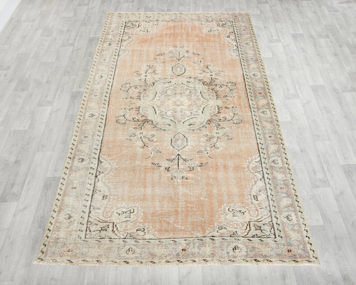 Oushak Rug 5' 5" x 9' 4" | No. VR13356