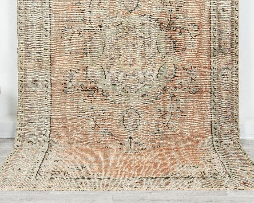 Oushak Rug 5' 5" x 9' 4" | No. VR13356