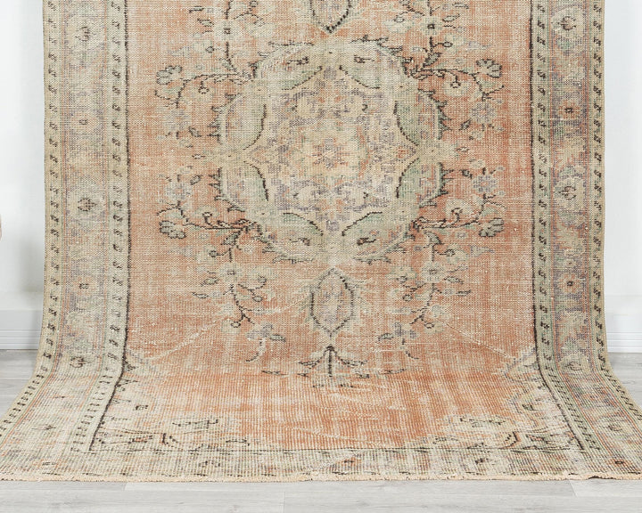 Oushak Rug 5' 5" x 9' 4" | No. VR13356