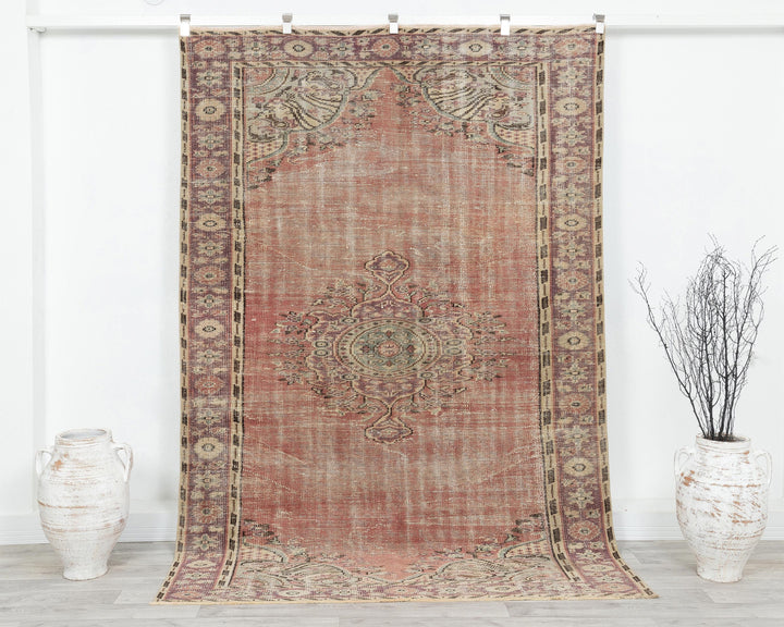Faded Oushak Rug 5' 6" x 8' 4" | No. VR18486