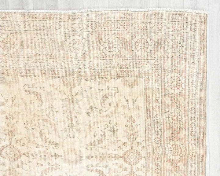 Beige Oushak Rug 6' 9" x 9' 11" | No. VR57520