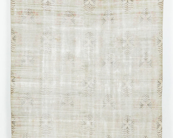 Neutral Oushak Rug 5' x 8' 4" | No. VR25804