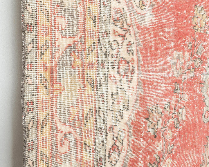 Red Oushak Rug 5' 7" x 9' 5" | No. VR93253