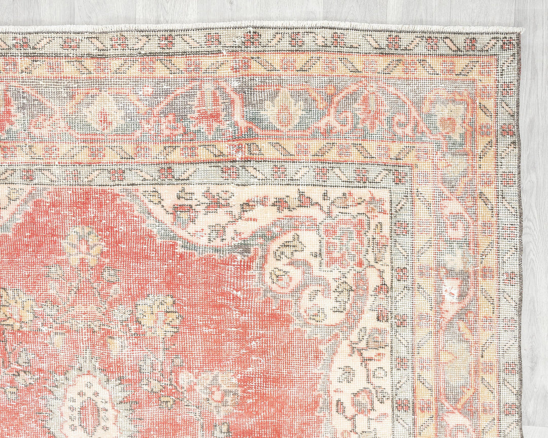 Red Oushak Rug 5' 7" x 9' 5" | No. VR93253