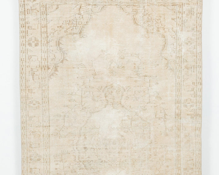 Beige Oushak Rug 4' 11" x 8' 1" | No. VR20163