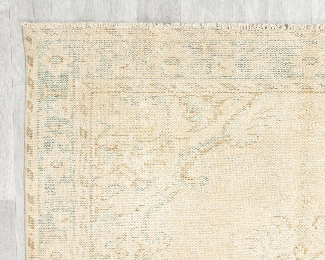 Faded Oushak Rug 5' 7" x 10' 1" | No. VR71772