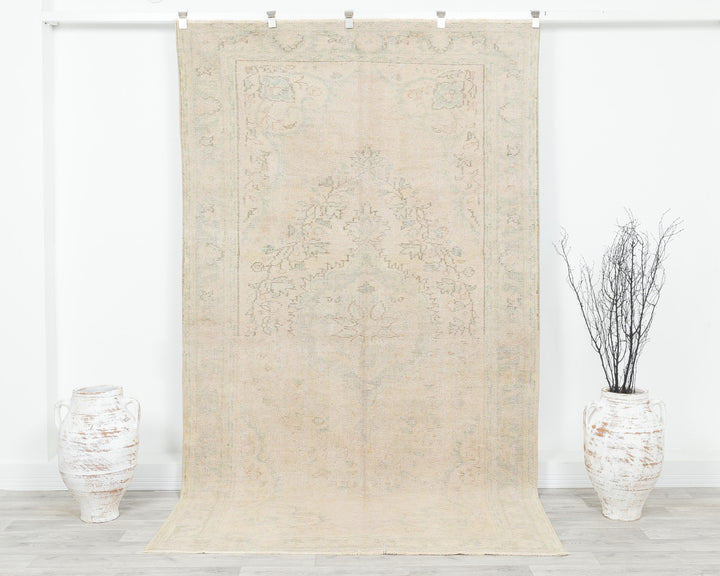 Beige Oushak Rug 5' 1" x 8' 11" | No. VR69662