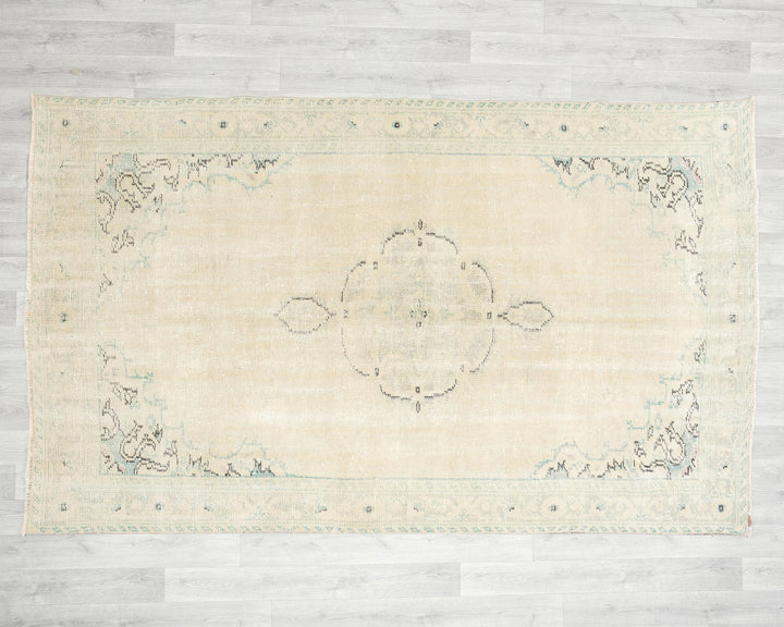 Oushak Rug 5' 4" x 8' 4" | No. VR36894