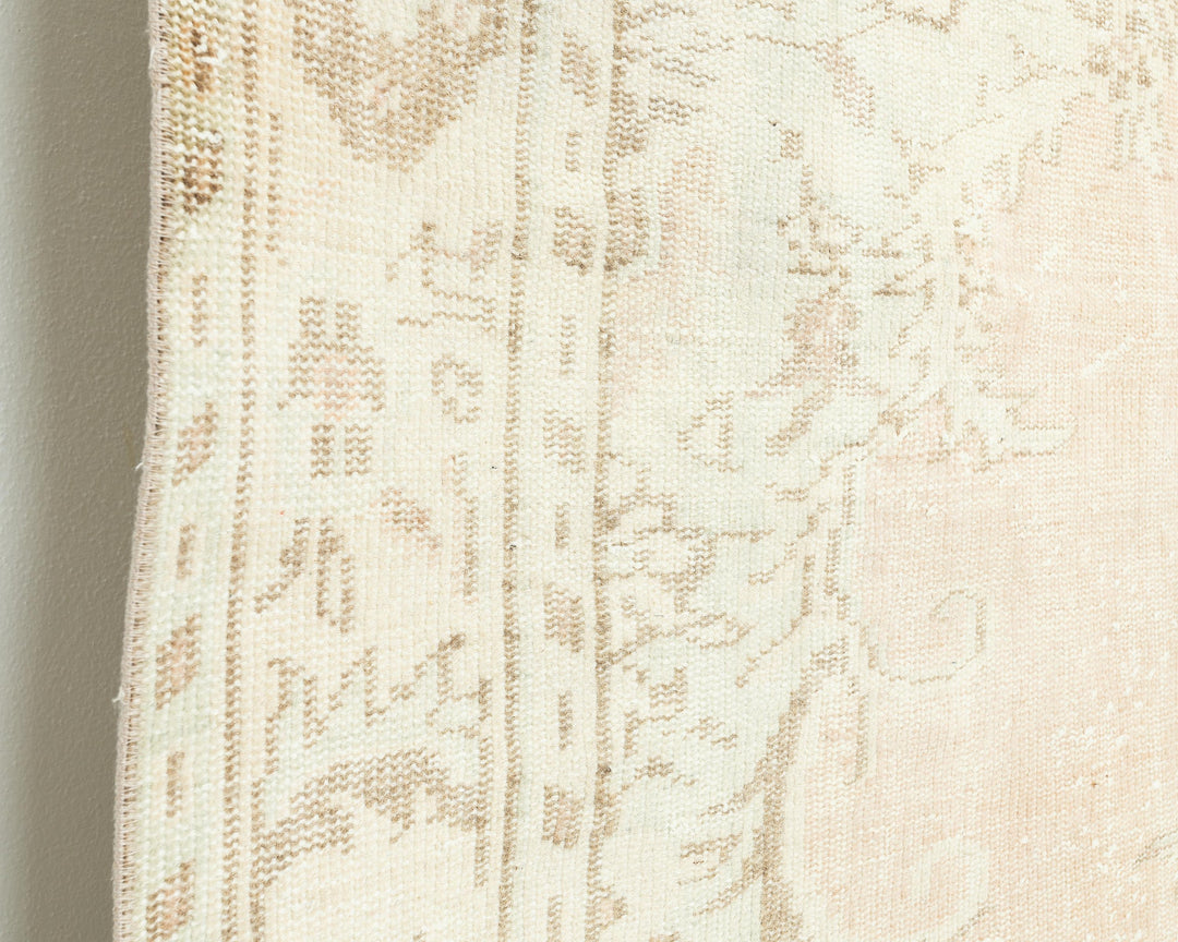 Beige Oushak Rug 5' 8" x 9' 6" | No. VR29088