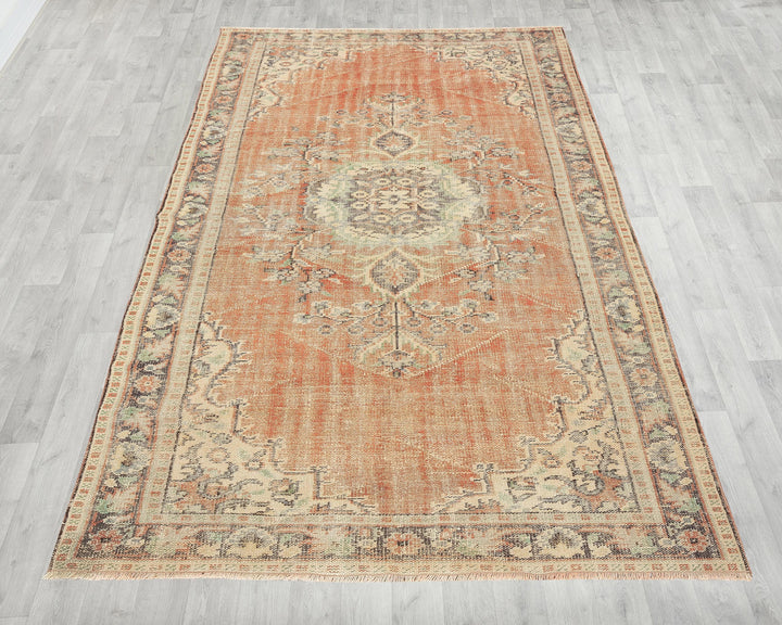 Oushak Rug 5' 5" x 8' 6" | No. VR99733
