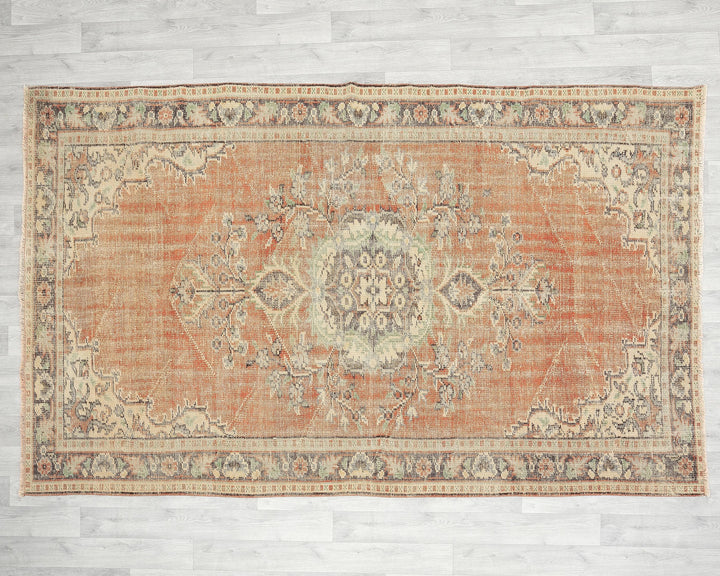 Oushak Rug 5' 5" x 8' 6" | No. VR99733