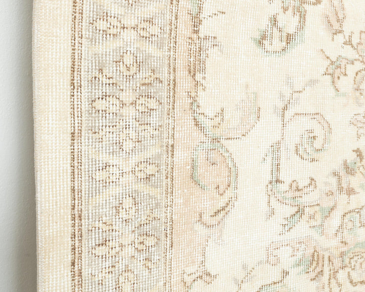 Faded Oushak Rug 8' 11" x 5' 3" | No. VR96294