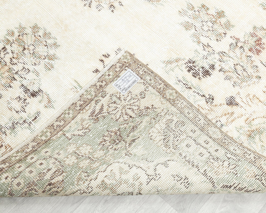 Beige Oushak Rug 5' 10" x 9' | No. VR61218