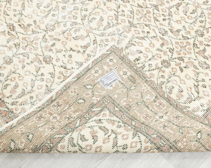 Beige Oushak Rug 5' 5" x 8' 10" | No. VR57315