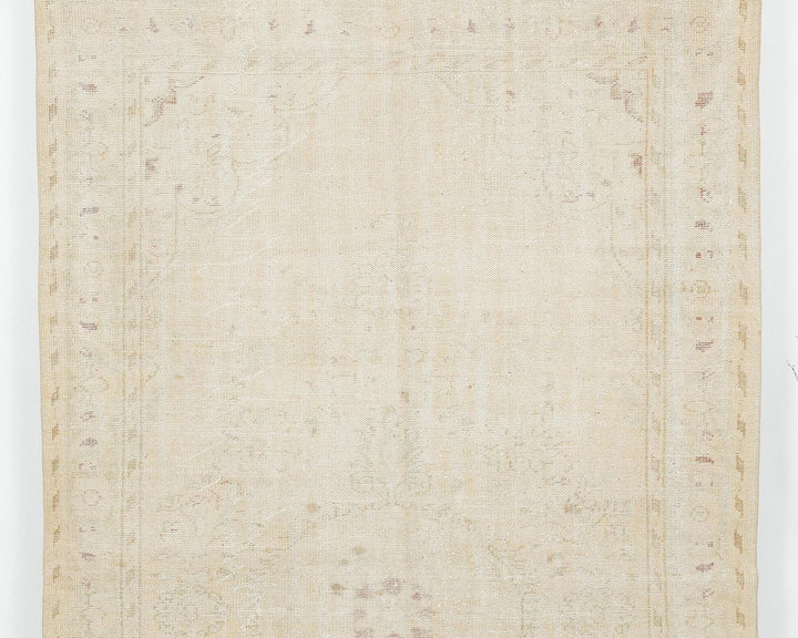 Beige Oushak Rug 6' x 9' 10" | No. VR60387