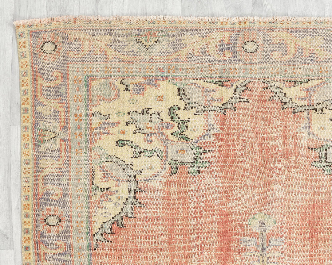 Oushak Rug 5' 7" x 10' 1" | No. VR38561