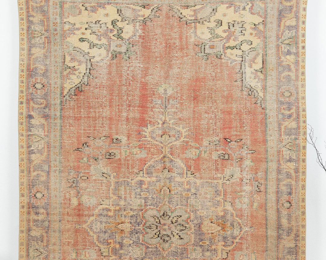 Oushak Rug 5' 7" x 10' 1" | No. VR38561