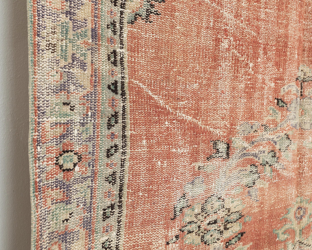 Neutral Oushak Rug 5' 1" x 8' 4" | No. VR68959