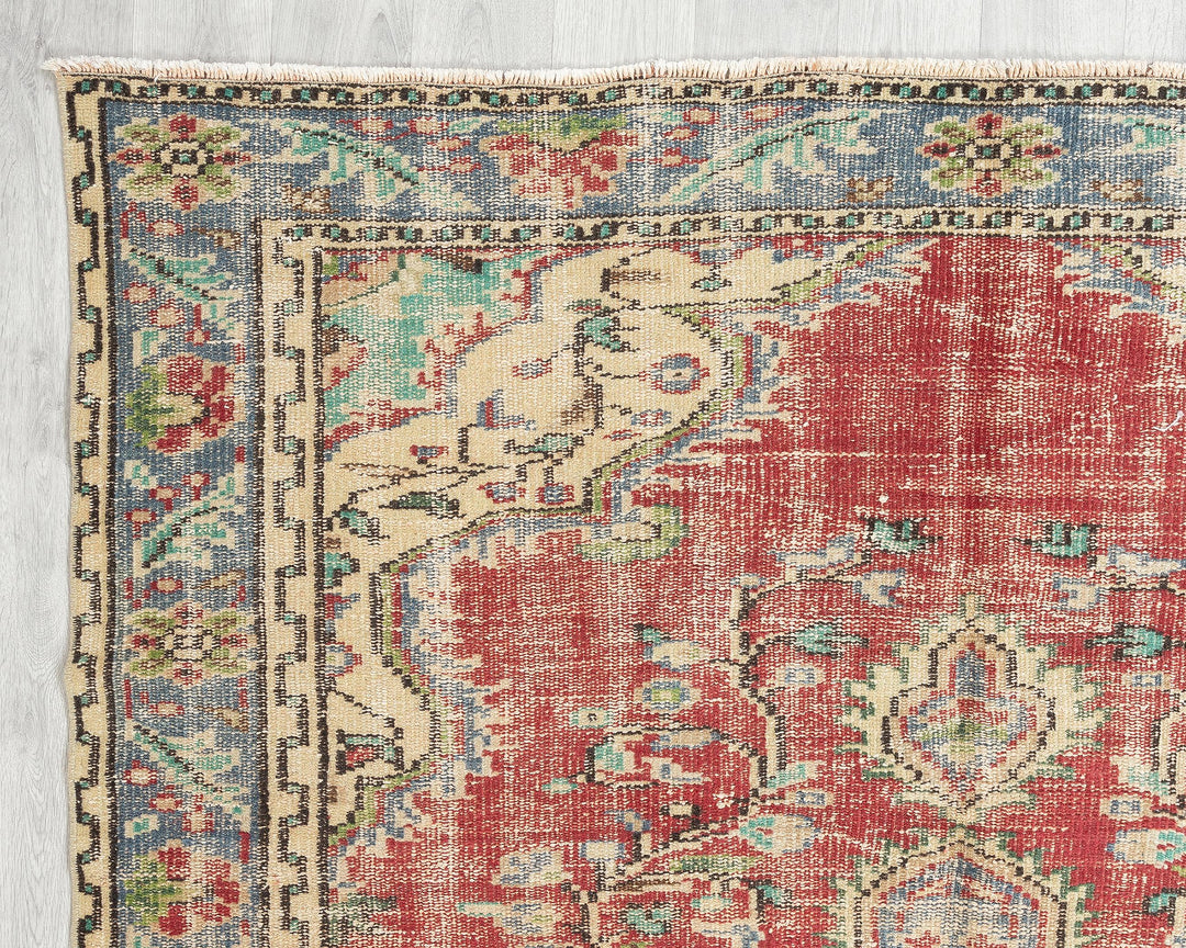 Red Oushak Rug 5' 2" x 7' 8" | No. VR57040