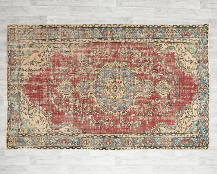 Red Oushak Rug 5' 2" x 7' 8" | No. VR57040