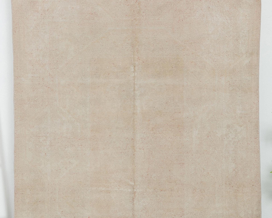 Beige Oushak Rug 4' 9" x 7' 10" | No. VR64343