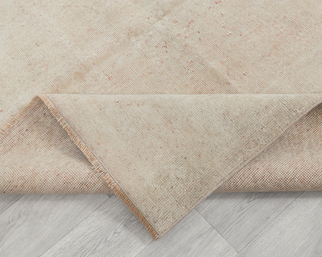 Beige Oushak Rug 4' 9" x 7' 10" | No. VR64343