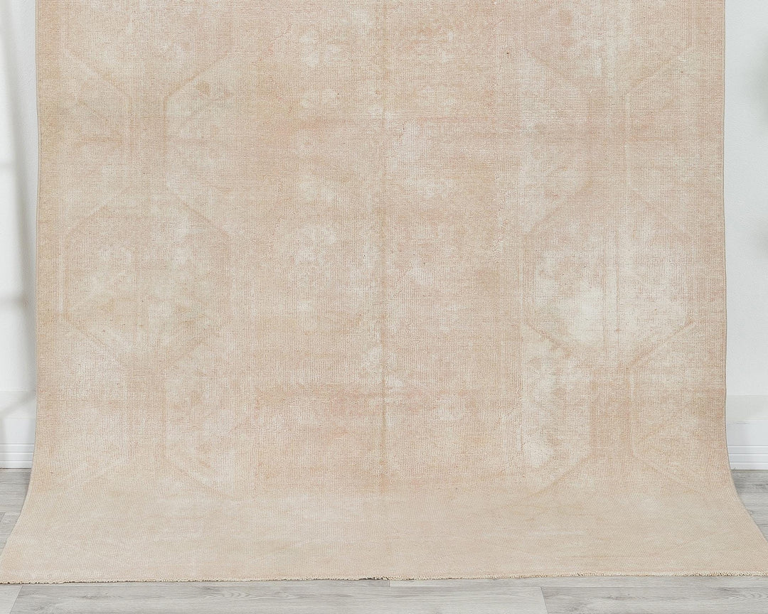 Beige Oushak Rug 2' x 8' 2" | No. VR71968
