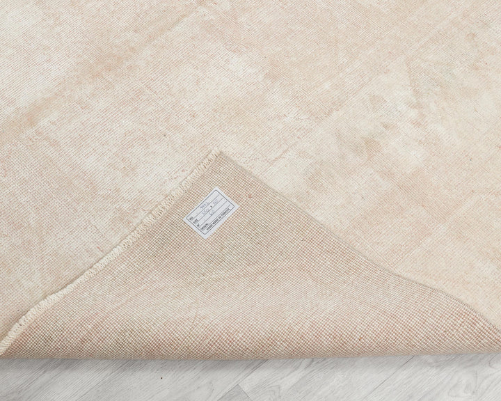 Beige Oushak Rug 2' x 8' 2" | No. VR71968